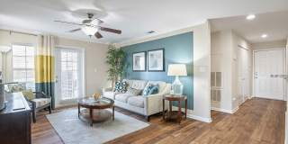 150 Summit Gallery 8