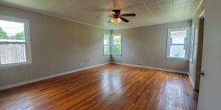 3 Bed 1 Bath Home in Shawnee Gallery 14