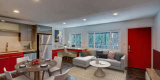 1321 W 36th Place Apartments Gallery 13