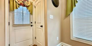 3 BD, 2 BA Home in Wilson Gallery 22