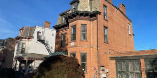 4 Bedroom 2 Bathroom House with Stunning Hudson River Views Gallery 3