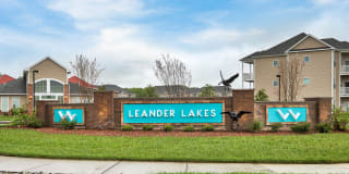Leander Lakes Luxury Apartment Homes Gallery 6
