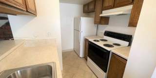 Centrally Located McKeon Condo Gallery 9