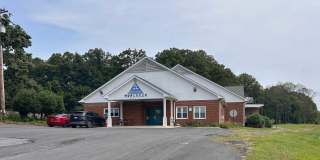 20101 WOODFIELD Road Gallery 1