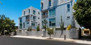 6021 W Beachwood Ln Gallery 1