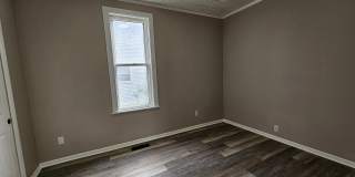 3930 Webster Street Gallery 8