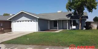 Spacious 4BD/2BA Home in Delano's 93215 Area — Gardener, Pest Control Included & Small Pets Welcome! Gallery 1