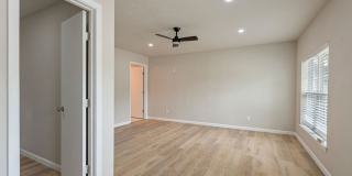 Stylishly Remodeled Home, Two Primary Suites and Unbeatable South Austin Location! Gallery 14