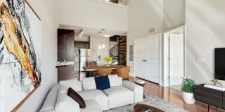 Station 650 Gallery 21