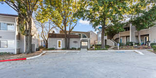 Silver Springs Apartments Gallery 17