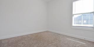 Three Bedroom with Bonus! Gallery 21