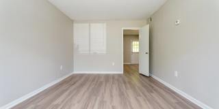 Rosen at North Hills Gallery 17