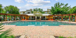 Indigo Pointe Apartments Gallery 13