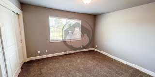 Charming Newer Construction Townhome- Gallery 16