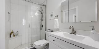 Updated 2 Bedroom Townhouse in Thornton Updated 2 Bedroom Townhouse in Thornton Gallery 3