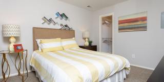 Lakeshore Apartments Gallery 22