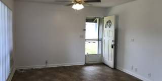 Royal Palm At Waipio - Ground Floor Townhouse (2 bedroom, 1 bath, 2 covered parking stalls) Avail 7/2 Gallery 1