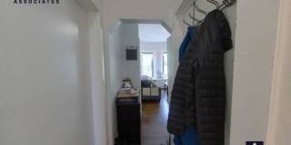 106 Willow St. Gallery 9