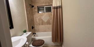 Charming 3BR House in Thornton Gallery 14