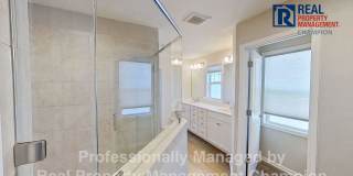 4 BD/3.5 BA plus Bonus Room with Open Floorplan and Fenced Back Yard Gallery 19