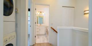 10547 Midvale Avenue North - DUnit D Gallery 9