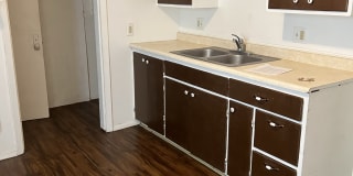 722 South 16th Street Gallery 1