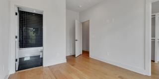 Stunning Salemtown Townhome With Fenced In Yard Stunning Salemtown Townhome With Fenced In Yard Gallery 18