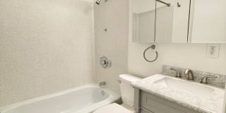 Village Vista Apartments Gallery 34