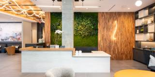 Elle Gallery 29