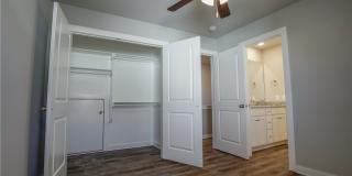 602 N Salem Road Gallery 22