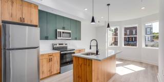 1223 W LEHIGH Avenue Gallery 1