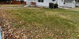 4 bedroom 2 bath - 1 Car Detached Garage - Small dog negotiable Gallery 3