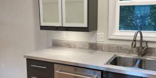 East Asheville - Contemporary Bungalow Gallery 12
