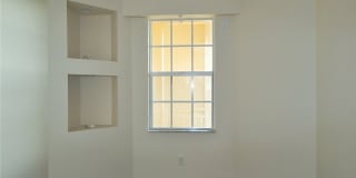 1113 Van Loon Commons Circle Gallery 3