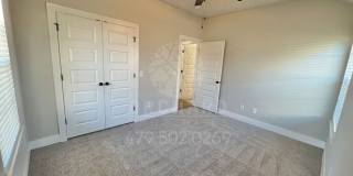 18 East Loveland Loop Gallery 24