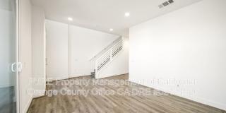 661 W 17th Street Gallery 17