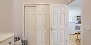 Charming 2 Bedroom Just Minutes from the Old Market!! Gallery 18