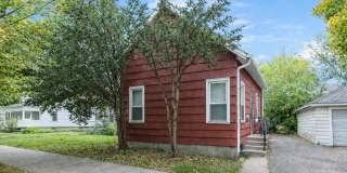DINKYTOWN- Amazing Location! Affordable 6 Bedroom House for Sept Move In DINKYTOWN- Amazing Location! Affordable 6 Bedroom House for Sept Move In Gallery 1