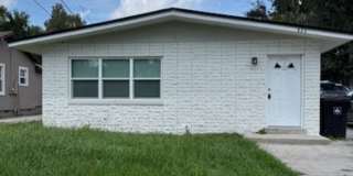 2 Bed 1 Bath Duplex in Orlando for Rent Gallery 1
