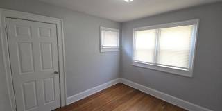 1339 Lee Street Gallery 12