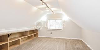 4000 Schiller Place Gallery 13