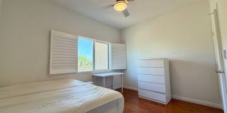 2 bedroom Partially furnished Condo Gallery 9