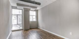 222 Saratoga Apartments Gallery 4