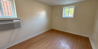 Gross Street Gallery 42