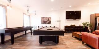 NOTCH8 APARTMENTS Gallery 17