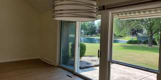 Mequon - A Stunning 3 Bedroom 3 Bath Condo Gallery 8