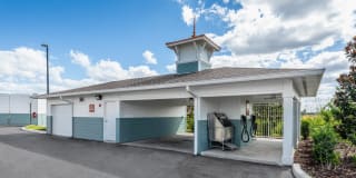 Essex Luxe Apartments Gallery 43