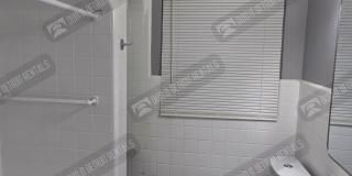 7331 W Outer Dr Gallery 25
