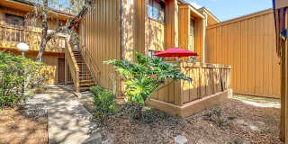 233 Crown Oaks Way - 1 Gallery 1