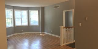 351 S. Madison St Gallery 13